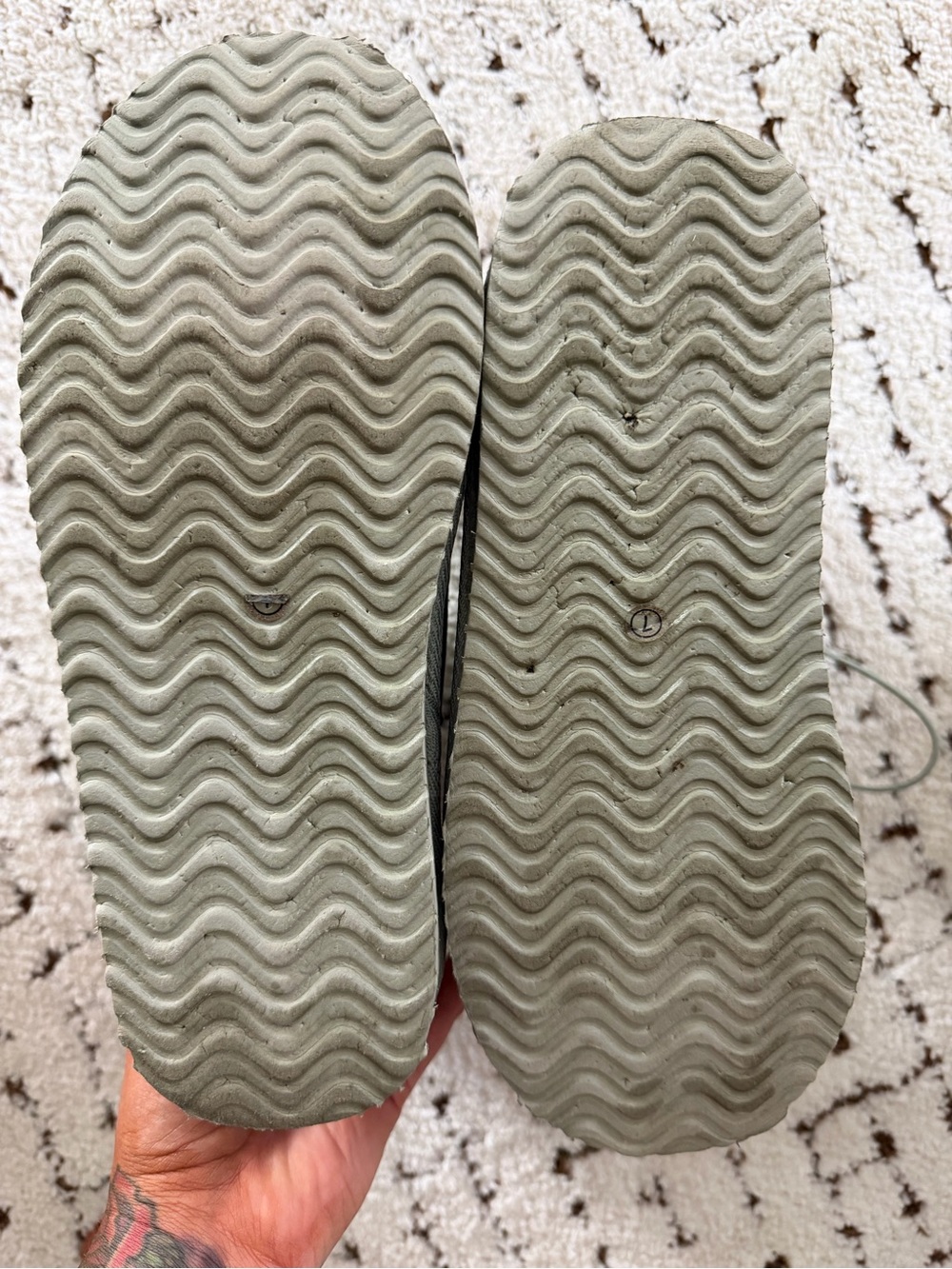 Women’s Puffer Winter Boots in Sage Green - Picture 4 of 4
